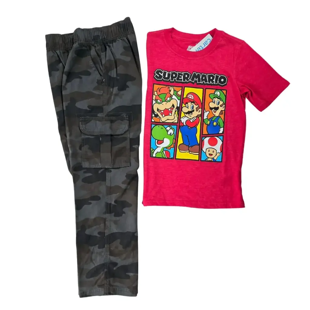 Camiseta de personaje y pantalón moteado, talla 7