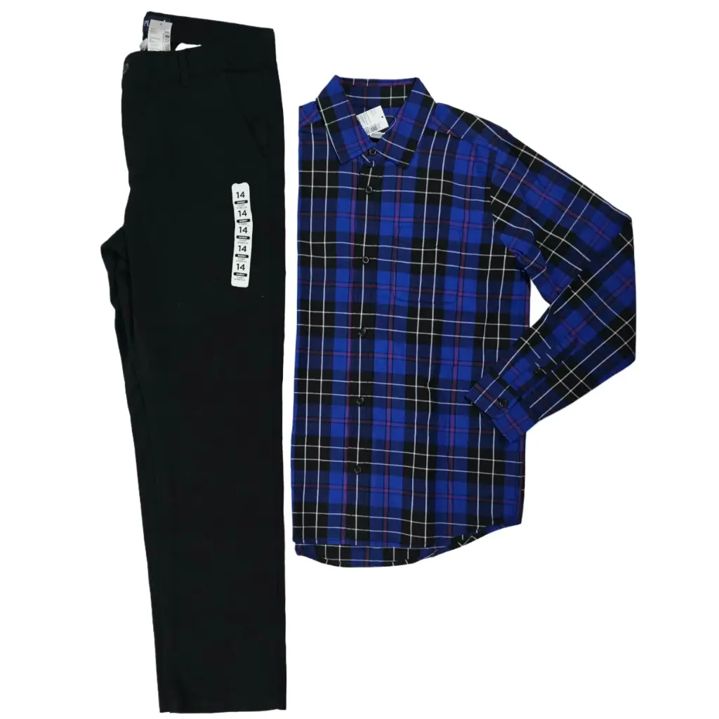 Camisa manga larga y pantalón color negro, talla 14