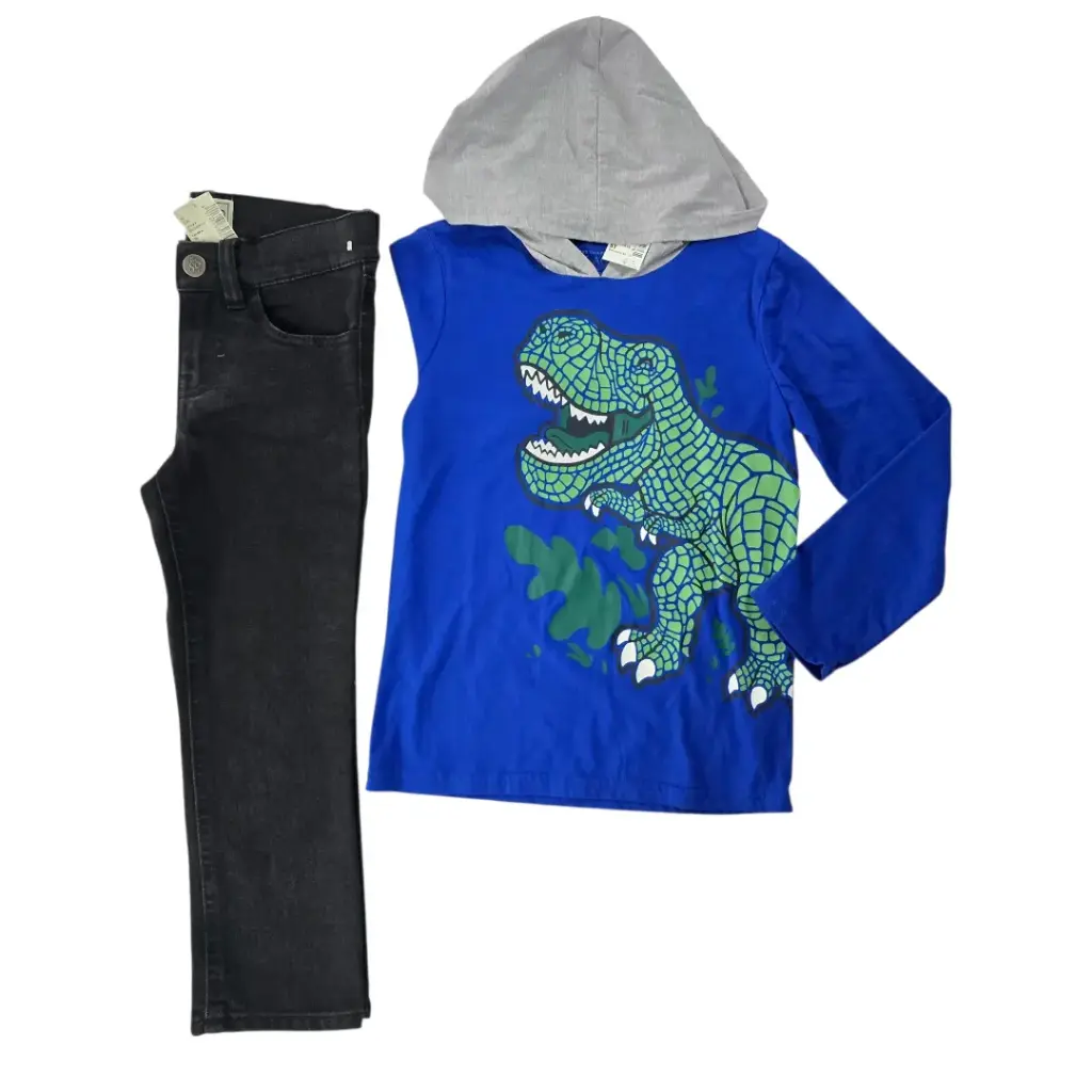 Camiseta con gorro 🦖 y Jeans color negro, talla 5