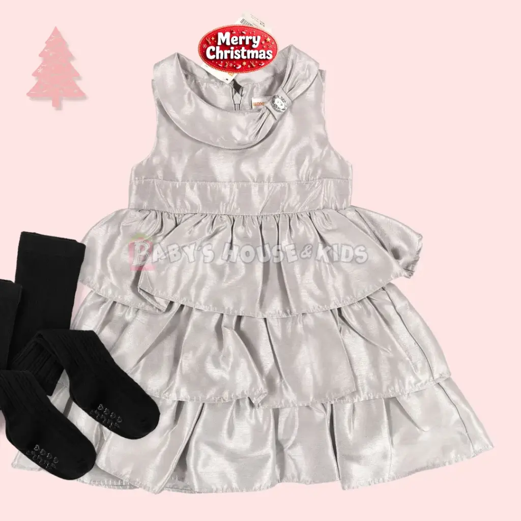 Vestido plateado, con forro interior, talla 18 meses 