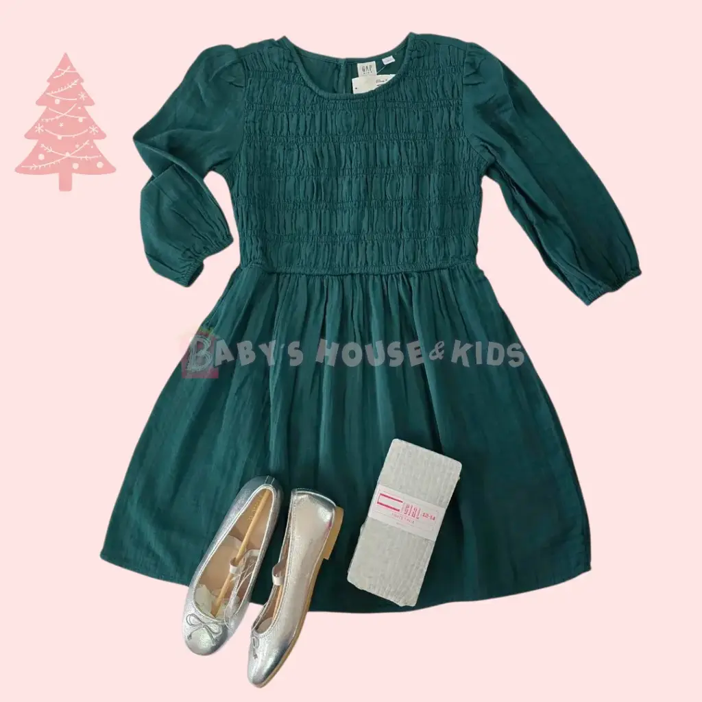Vestido Verde manga 3/4, talla 10