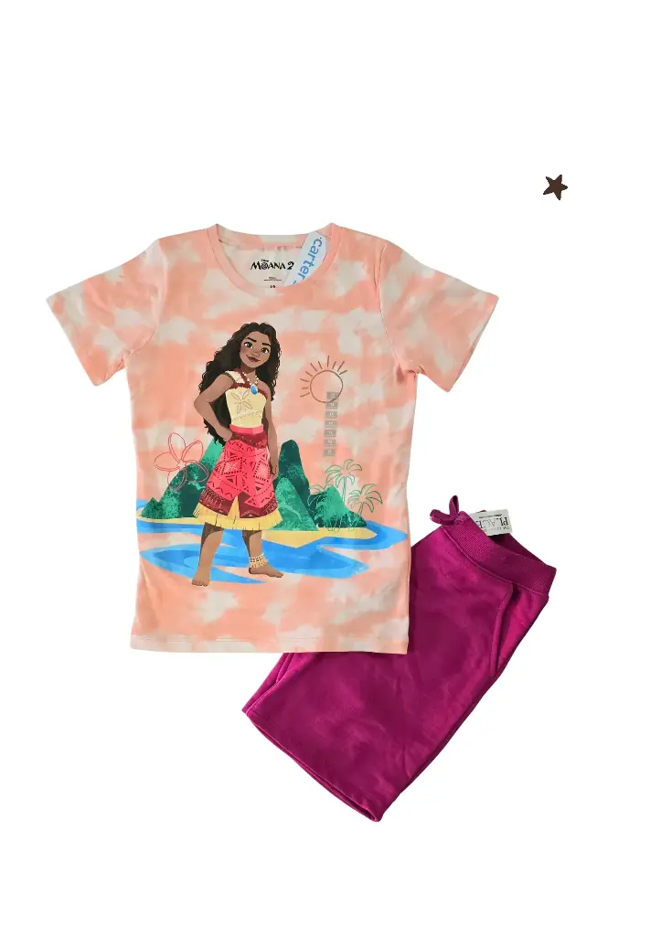 Camiseta de personaje y short largo talla 12
