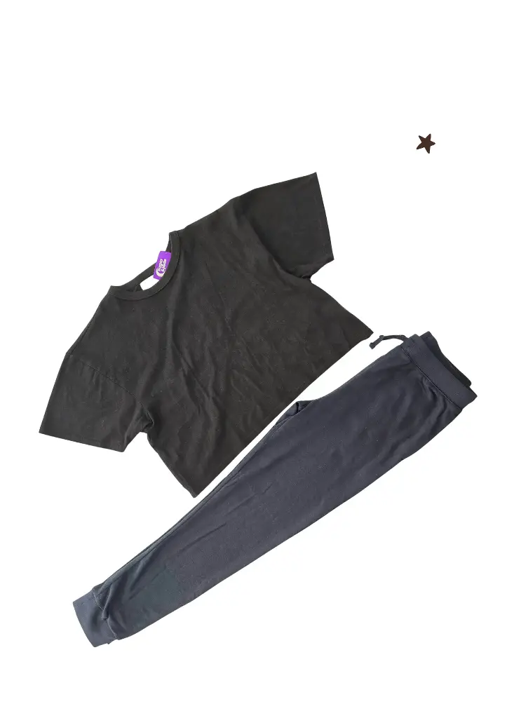 Camisa ancha con  escote atrás en la espalda y buzo azul marino 100% algodón, talla 16