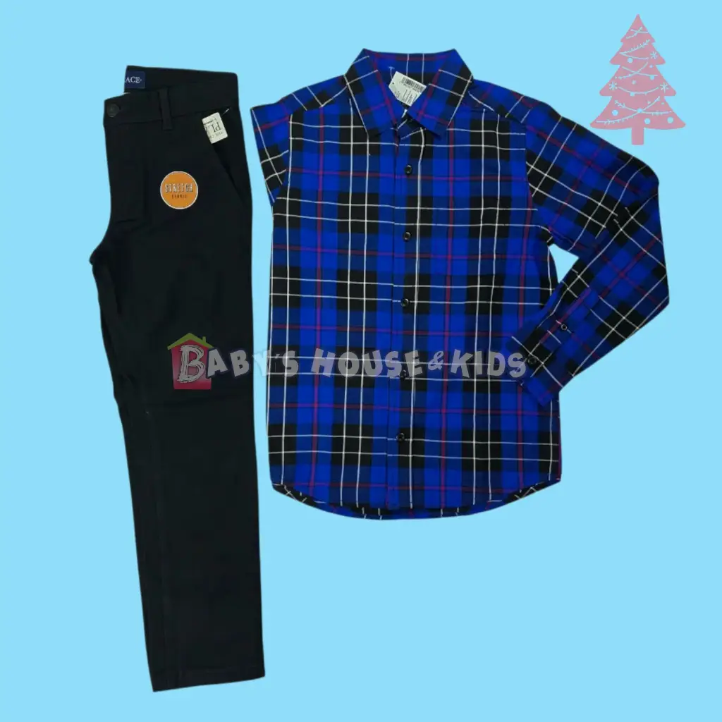 Manga larga de botones y pantalón negro formal, talla 10