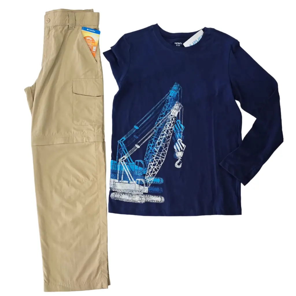 Camiseta azul y pantalón short, talla 12