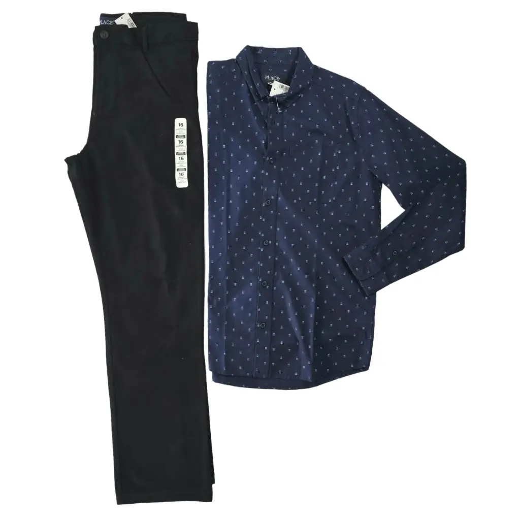 Camisa manga larga azul y pantalón negro, talla 16