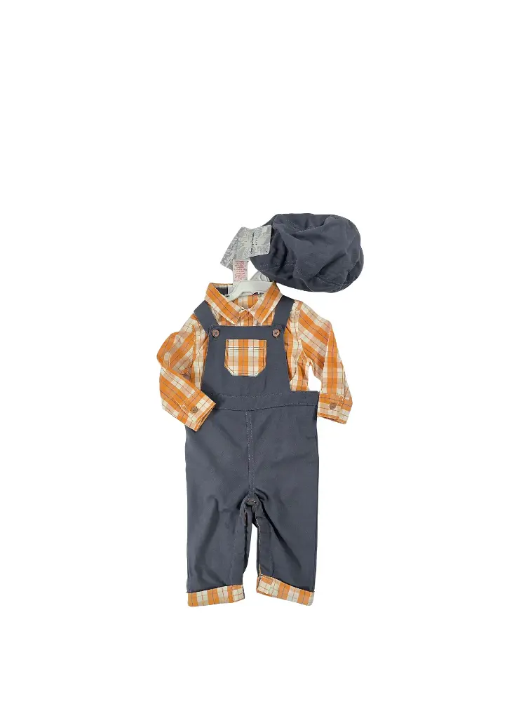 Traje con boina talla 3 meses
