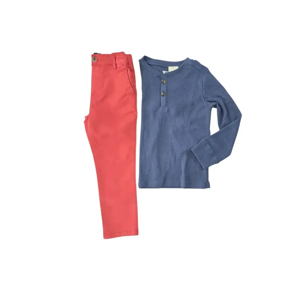 Set Camisa Stretch y pantalón rojo talla 4t de varón.