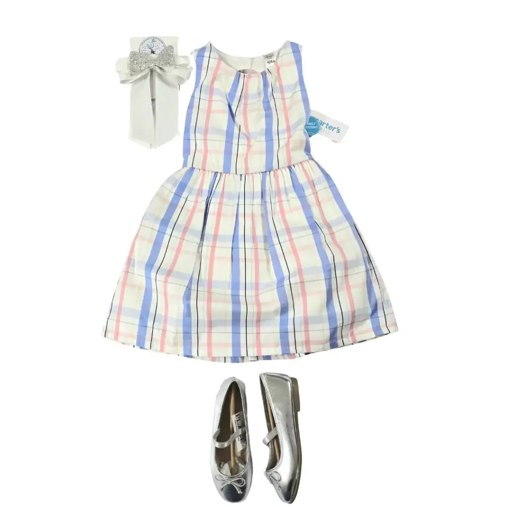 Vestido escotado, tela satín, talla 4t 