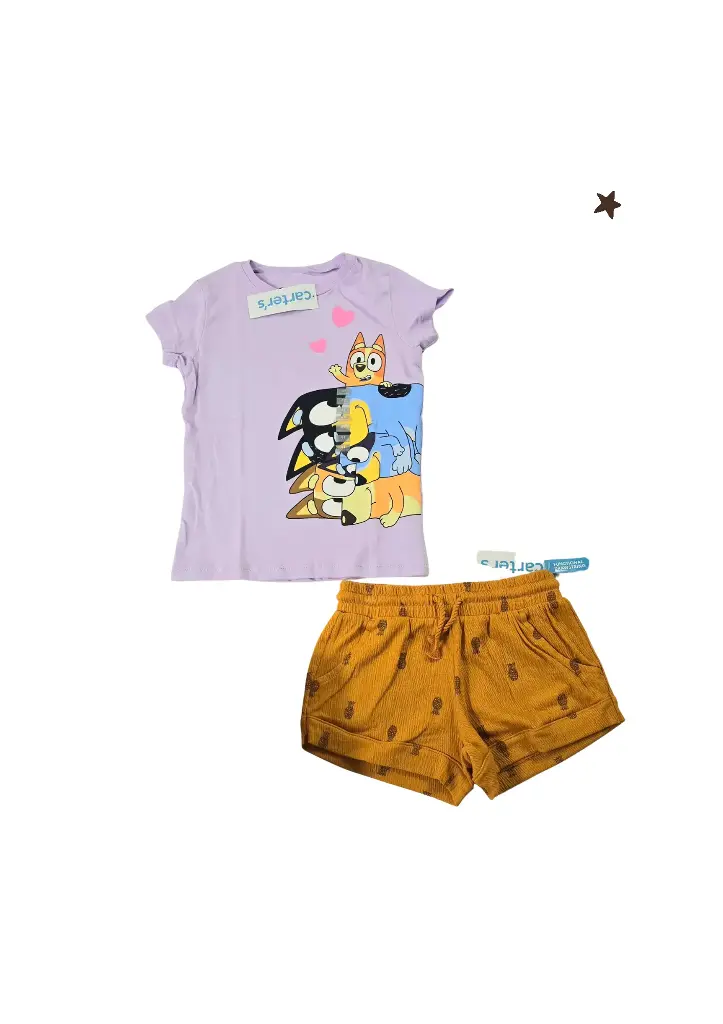 Camiseta personaje y Short stretch con bolsas talla 4t niña 
