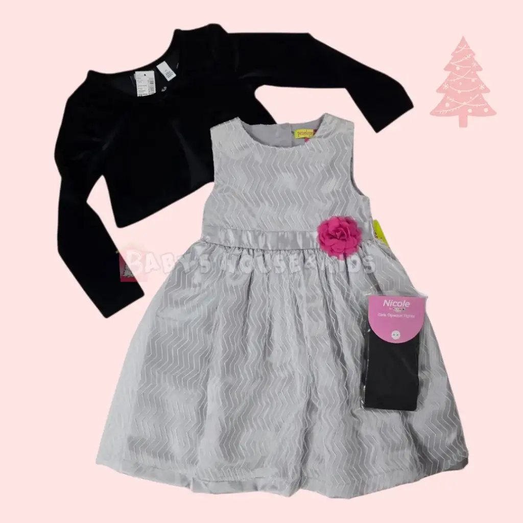 Vestido formal color gris, talla 5t