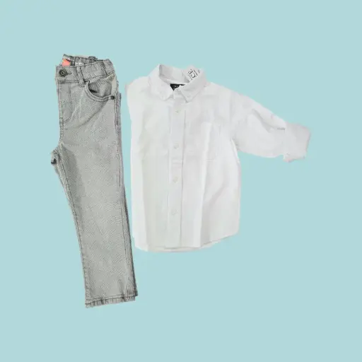 Manga larga Blanca de botones y pantalón Jeans color gris, talla 3t 