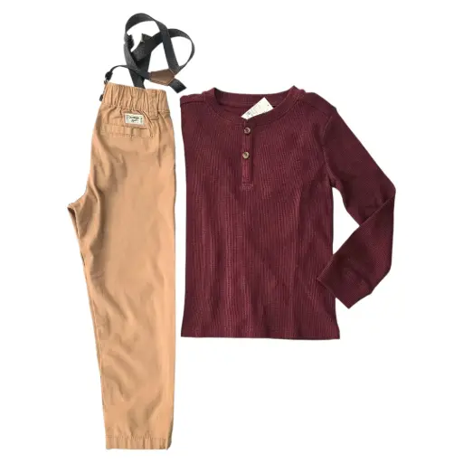 Camisa ocre y pantalón con tirantes talla 5t