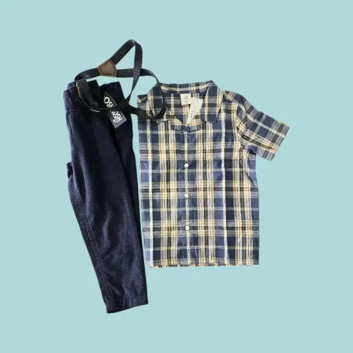 Camisa a cuadros y pantalón con tirantes , talla 3t 