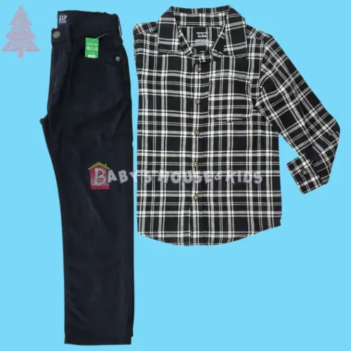 Outfit manga larga color negro cuadriculado y pantalón color negro, talla 6