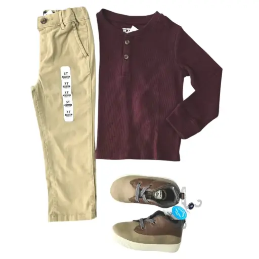 Manga larga ocre y pantalón caqui, talla 3t 