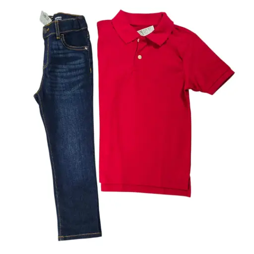 Polo color rojo y blue jeans talla 5