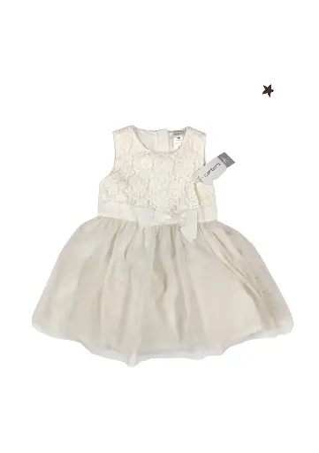 Vestido color Ivory talla 18 meses niña