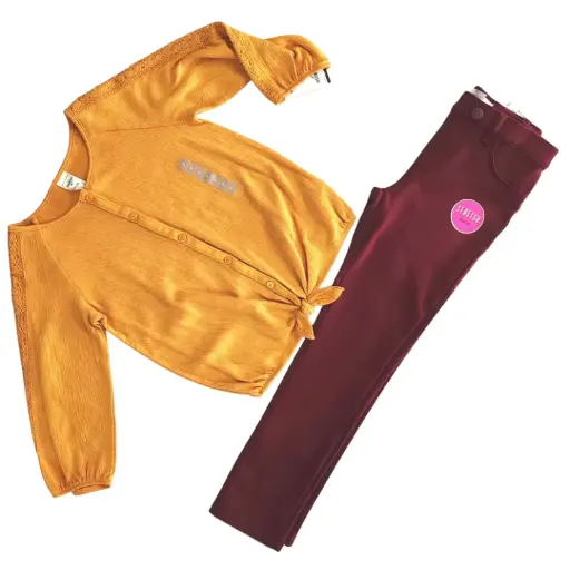 Blusa de botones, manga 3 /4 y pantalón ocre, talla 7