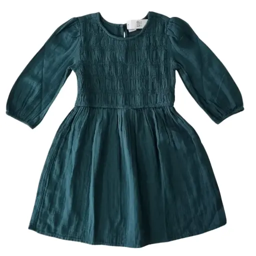 Vestido verde manga 3/4,  talla 8