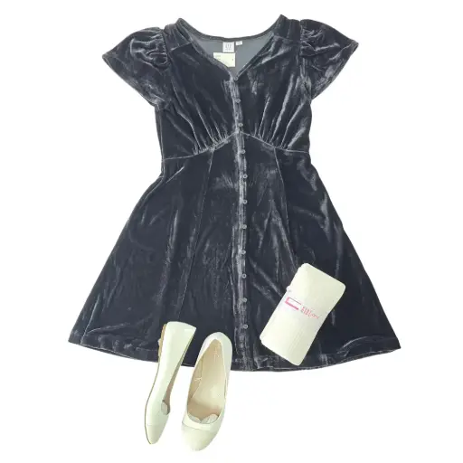 Vestido Formal color negro, talla 10.