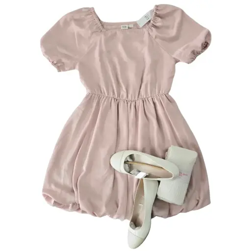 Vestido abombado color rosa viejo, talla 16