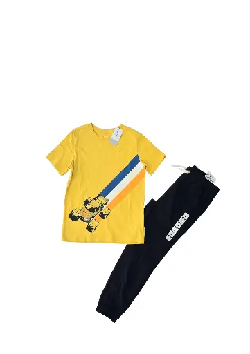 Camiseta y jogger talla 7