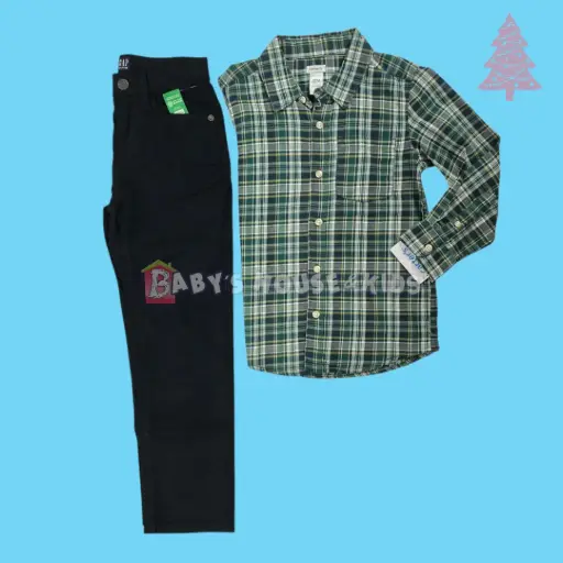 Manga larga cuadriculada de botones y pantalón negro, talla 7