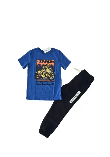 Camiseta y jogger talla 7