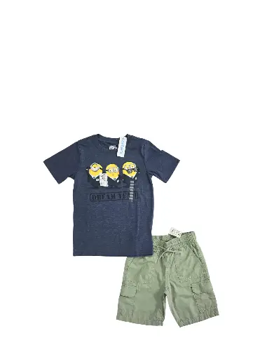 Camisa Minions y short cargo talla 8 