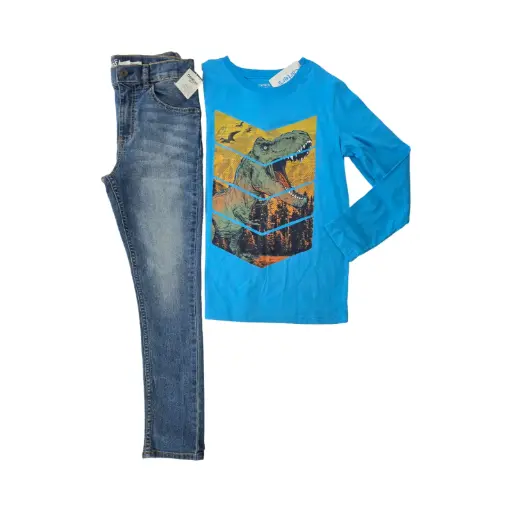 Camiseta 🦖 y Jeans skinny, talla 10 