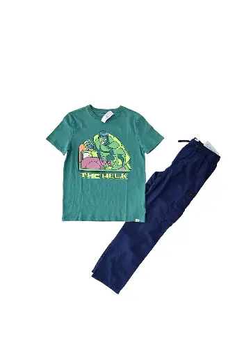 Camiseta de personaje y pantalón buzo liviano talla 10 