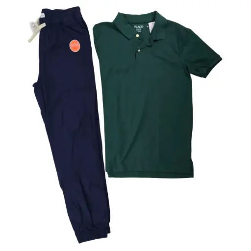 Polo verde y jogger azul marino talla 14