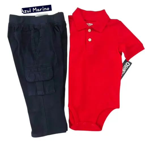 Polo roja y pantalón cargo azul marino, talla 18 meses