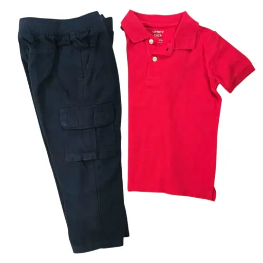 Camisa tipo polo y pantalón cargo azul marino, talla 3t 