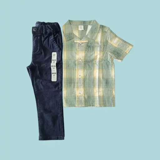 Camisa de botones y pantalón formal azul marino, talla 3t 