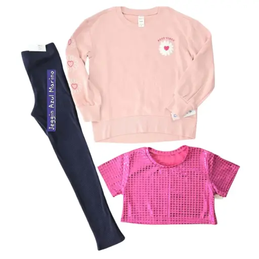 Blusa manga larga tipo suéter, camisa corta fucsia con brillo y jegging azul marino