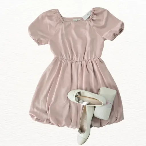 Vestido rosa viejo abombado, talla 12